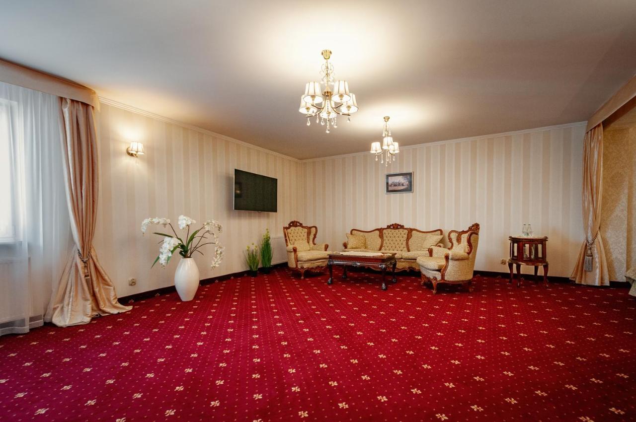 Hotel Chopin Business&Spa Sochaczew Zewnętrze zdjęcie