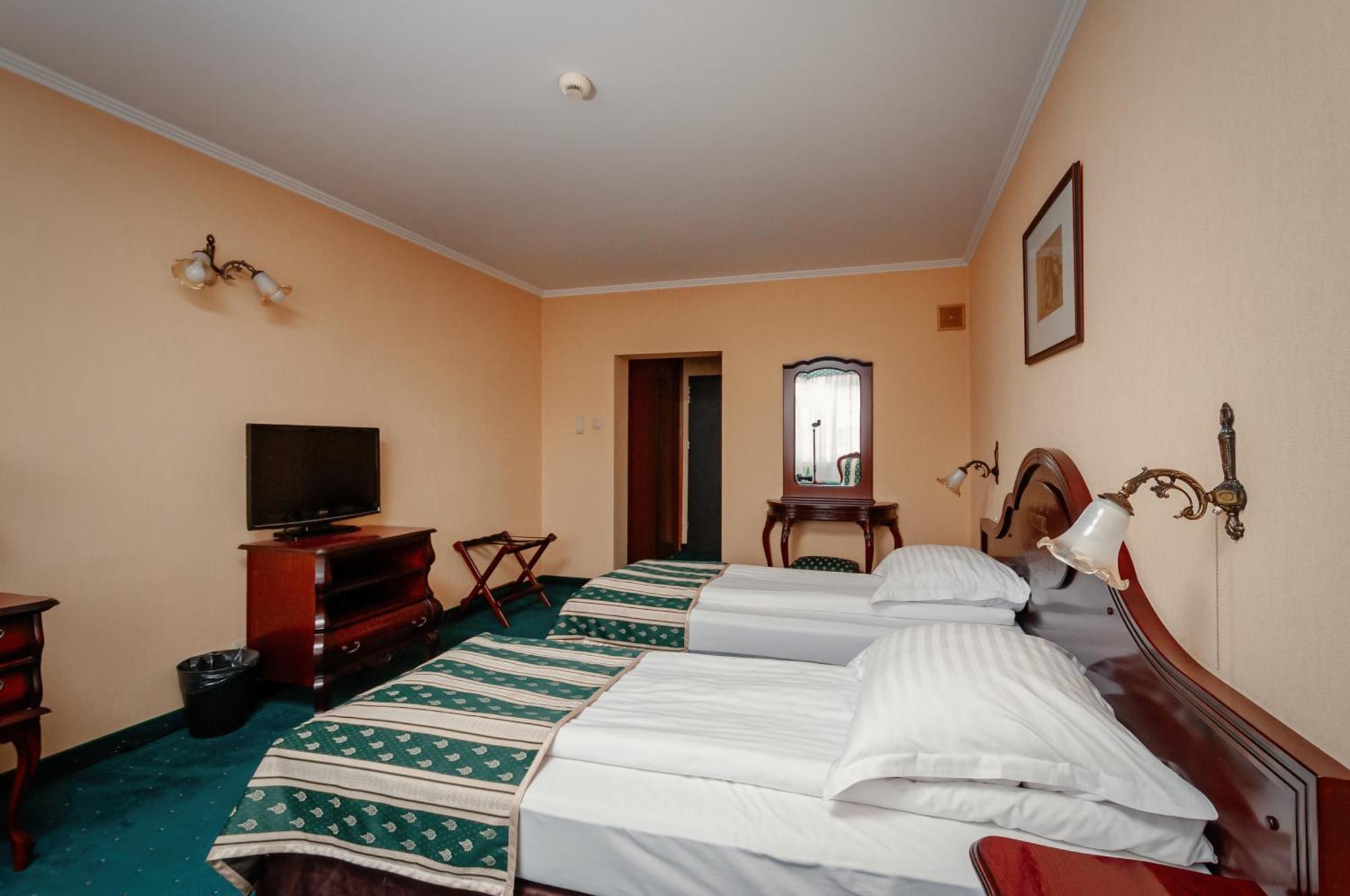 Hotel Chopin Business&Spa Sochaczew Zewnętrze zdjęcie