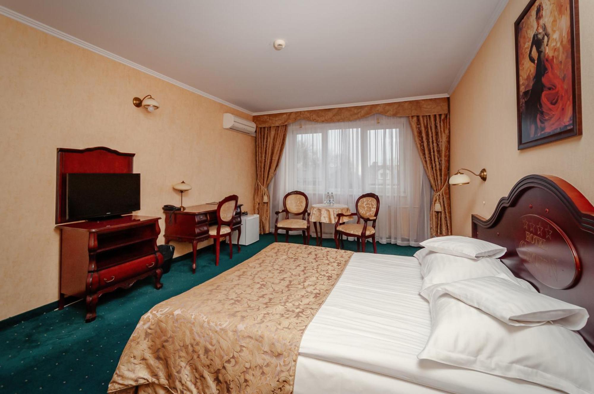 Hotel Chopin Business&Spa Sochaczew Zewnętrze zdjęcie